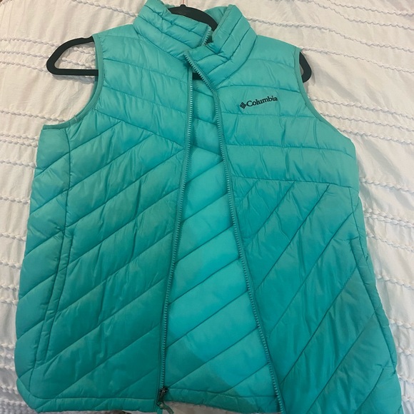 Teal Columbia Vest - Picture 1 of 2